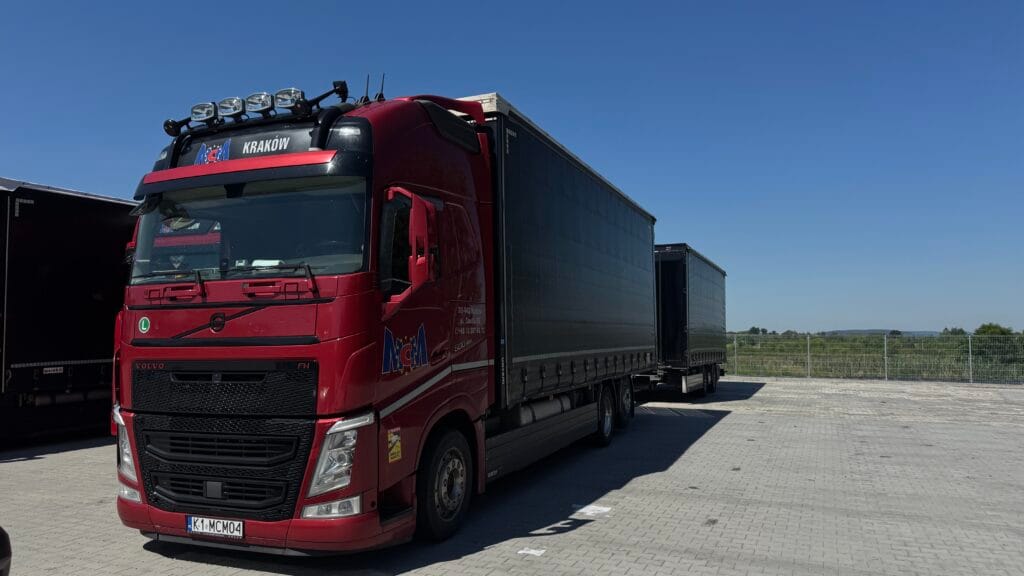 Pojazd ciężarowy MCM Transport na sprzedaż